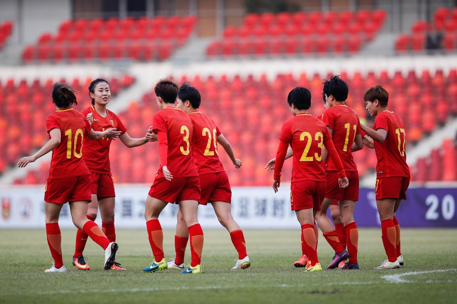 法国女足实力碾压对手，取得连胜！