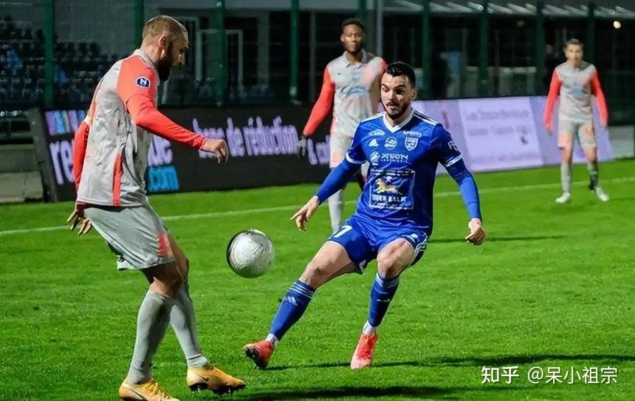 凯泽斯劳滕球队在比赛中发挥非常出色的简单介绍