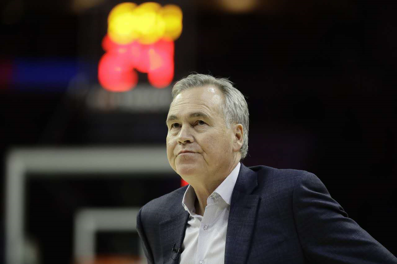 火箭主帅德安东尼赞誉球队团结精神 火箭主帅德安东尼赞誉球队团结精神