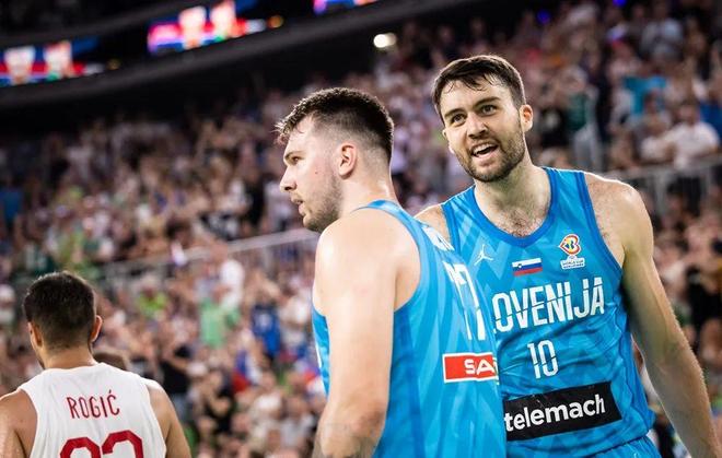 克罗地亚轻取斯洛文尼亚，小组第三稳坐的简单介绍