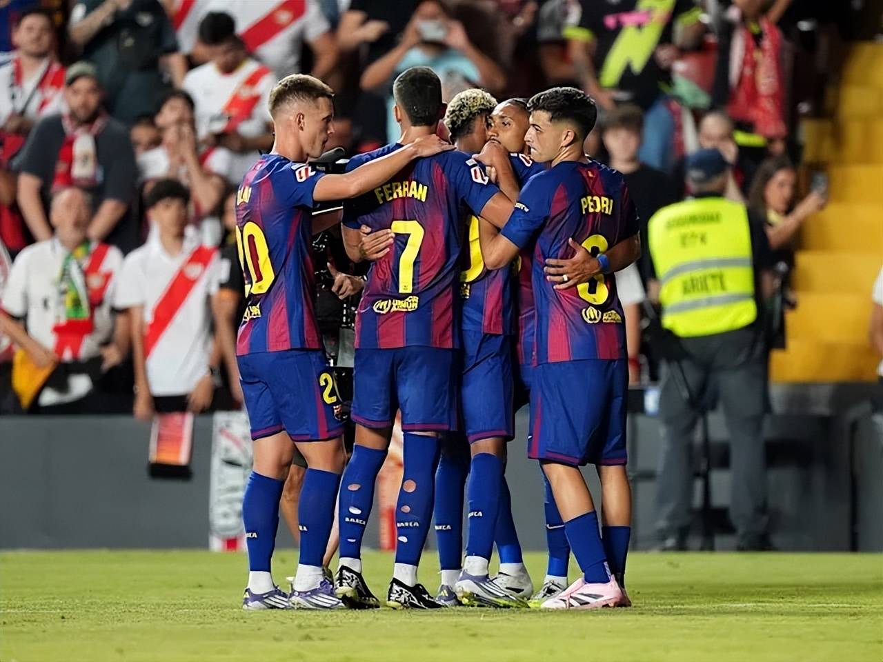 包含巴塞罗那锋线拥有极强火力,欧冠对手准备应对的词条 包含巴塞罗那锋线拥有极强火力,欧冠对手准备应对的词条