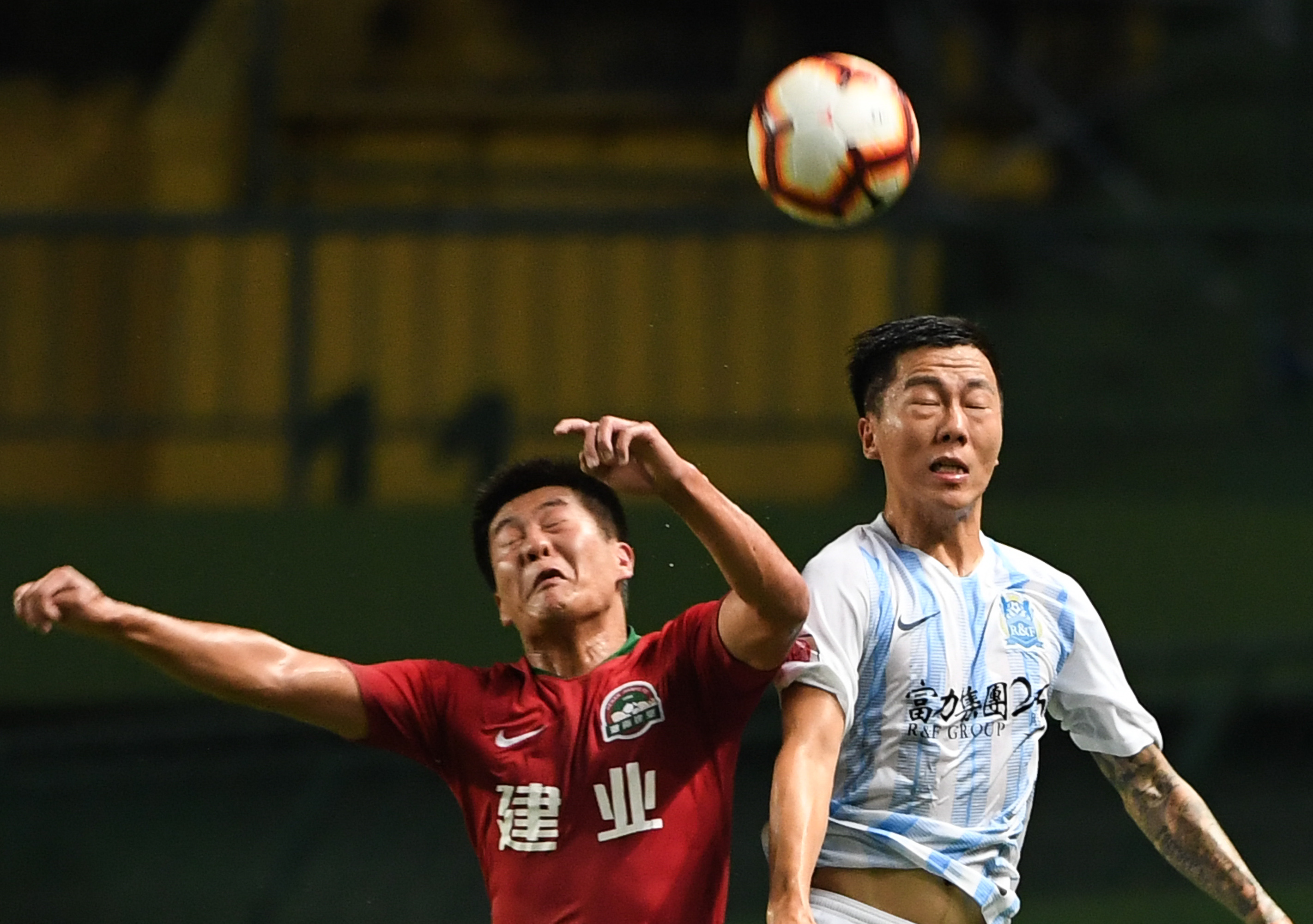 河南建业后防表现出色，零封对手士气大振