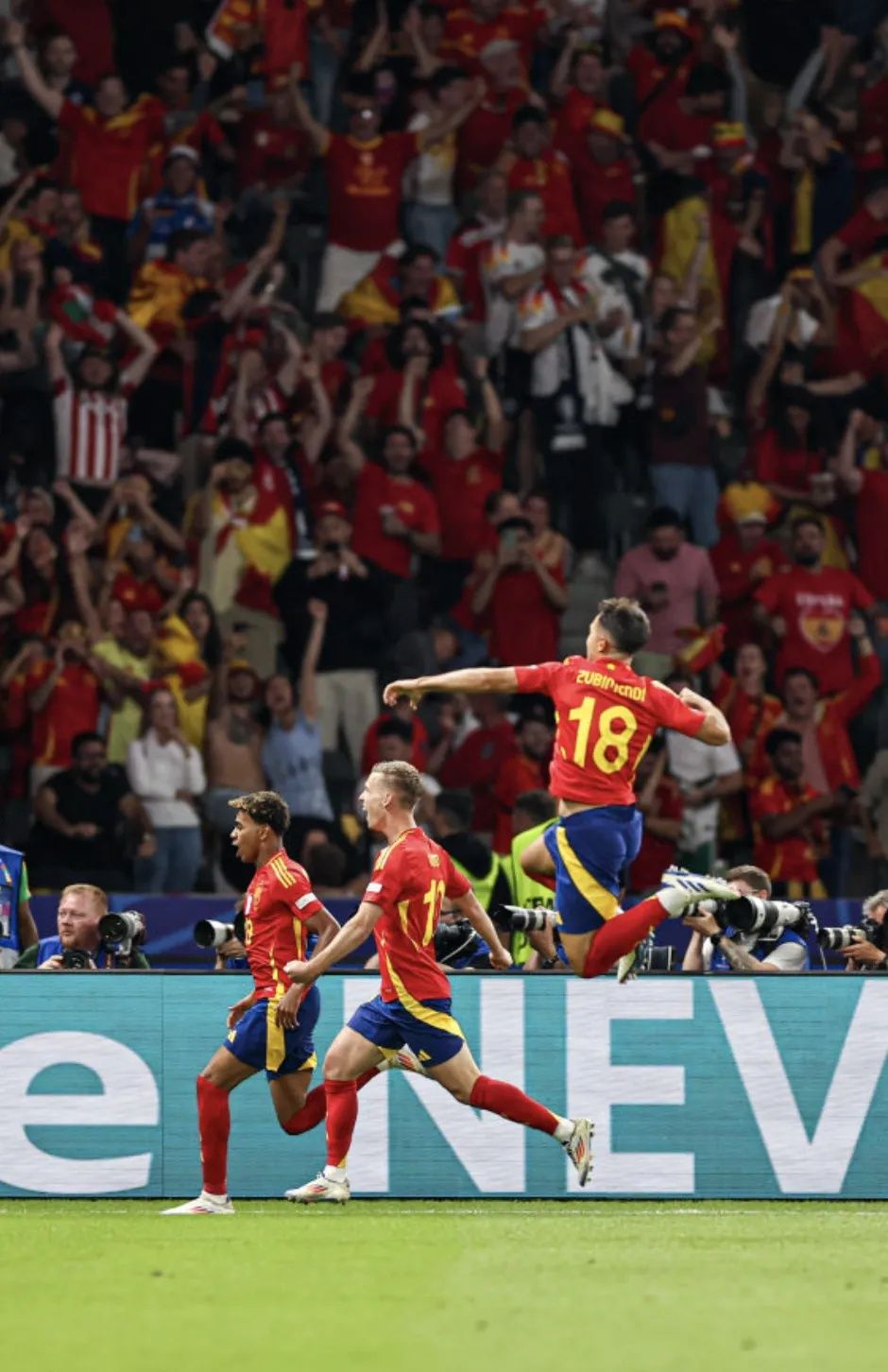 西班牙队在欧洲预选赛中表现出色